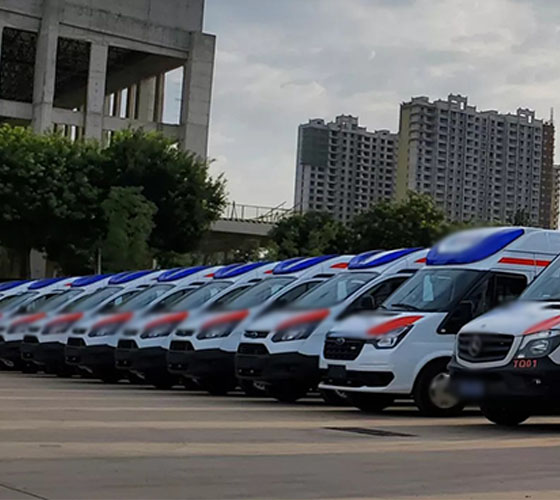 玛曲县服务车队展示